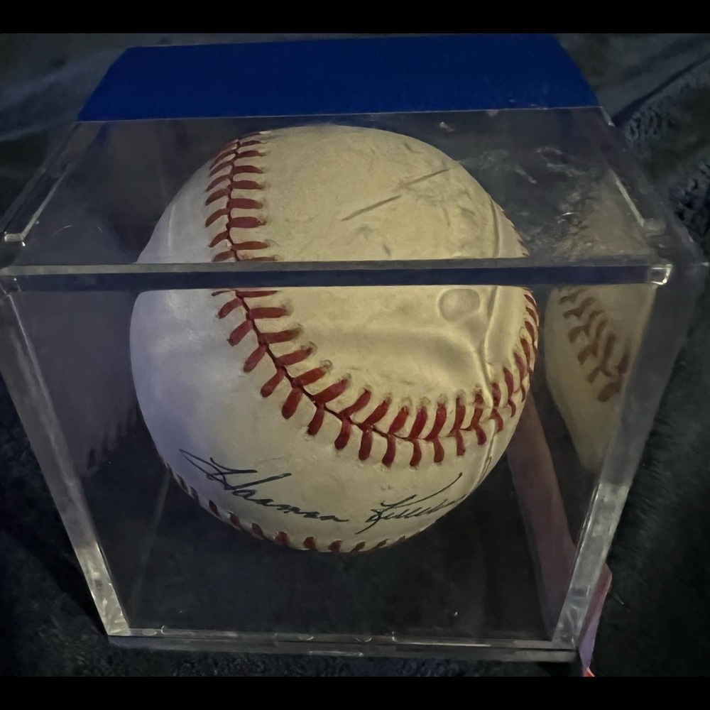 Signed MLB BASEBALL-Harman Killebrew
